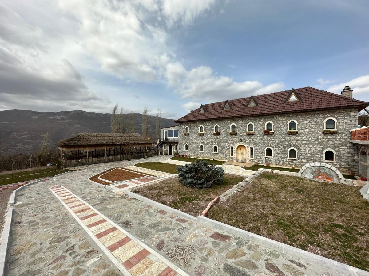 Hotel Bujtina Gjana Kukes Exterior foto